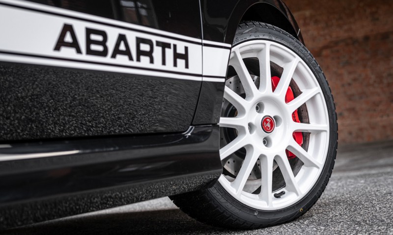 FIAT Abarth 2024: Versionen, Preis, Verbrauch und technisches Datenblatt
